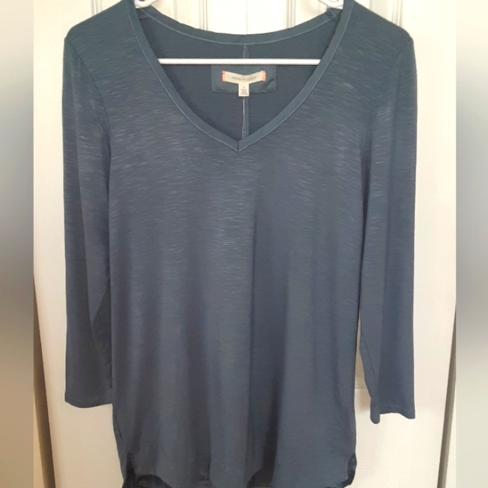 Pure + Good Anthropologie V-Neck Tee Long Sleeve Satin Trim Women Top